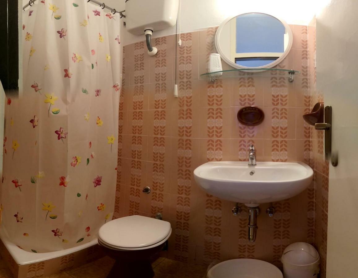 Apartmani Sandro イバン・ドーラッツ エクステリア 写真